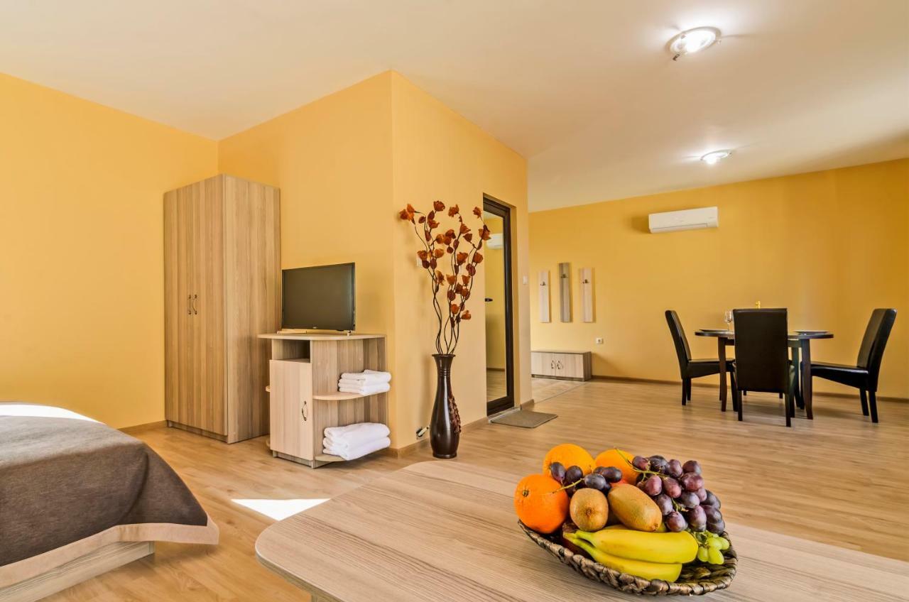 Alex Village Shkorpilovtsi Ngoại thất bức ảnh