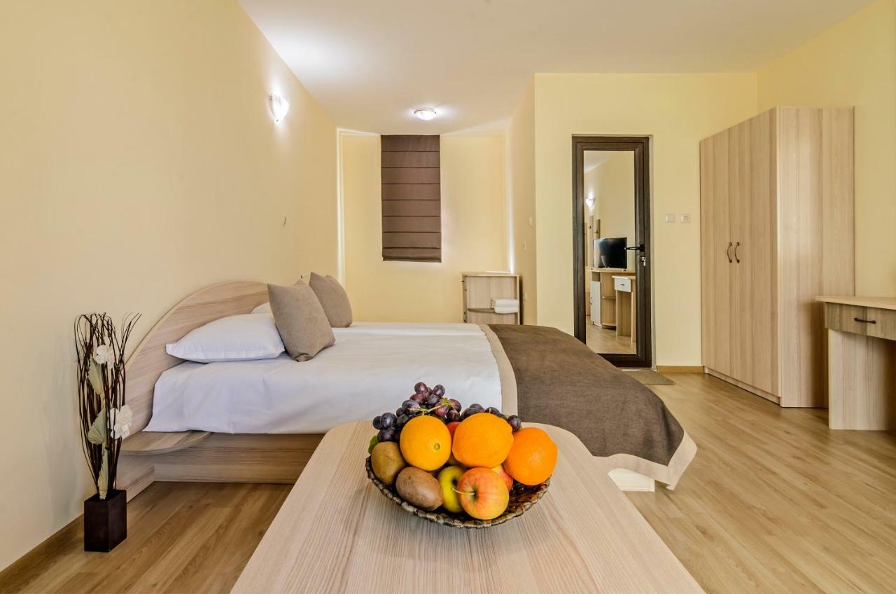 Alex Village Shkorpilovtsi Ngoại thất bức ảnh