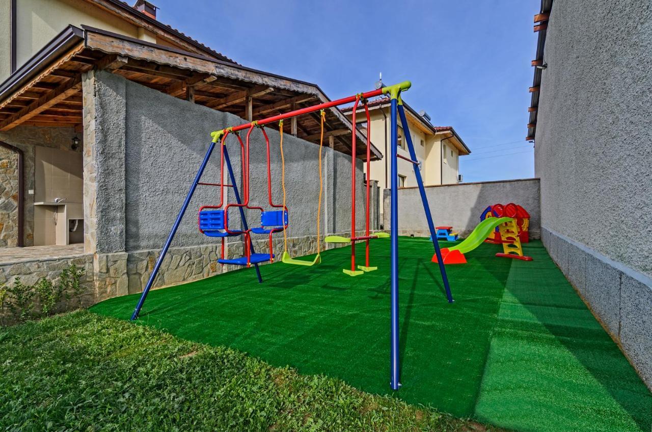Alex Village Shkorpilovtsi Ngoại thất bức ảnh